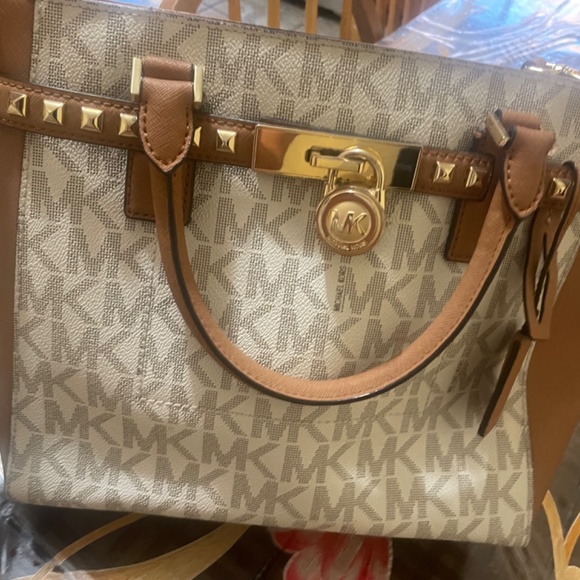 Michael Kors - Picture 6 of 7